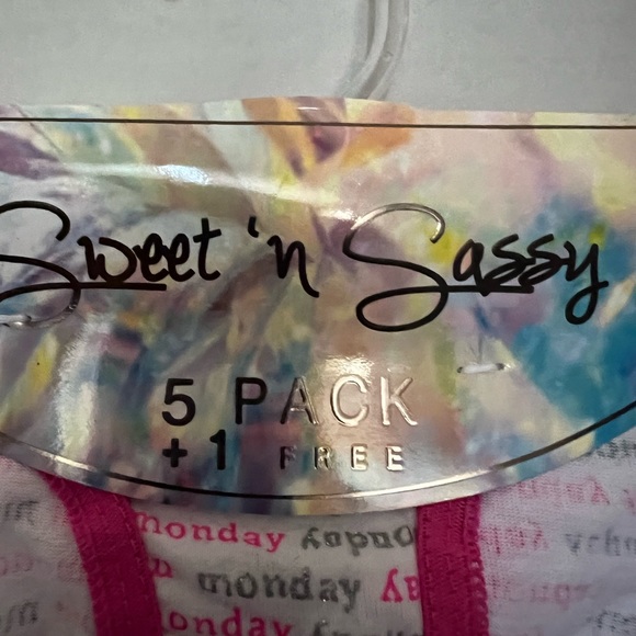 Sweet n Sassy - 5-PACK+1FREE Girl’s 4X Small Underwear - Picture 3 of 8